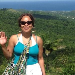 Meet your Posher, Beverly